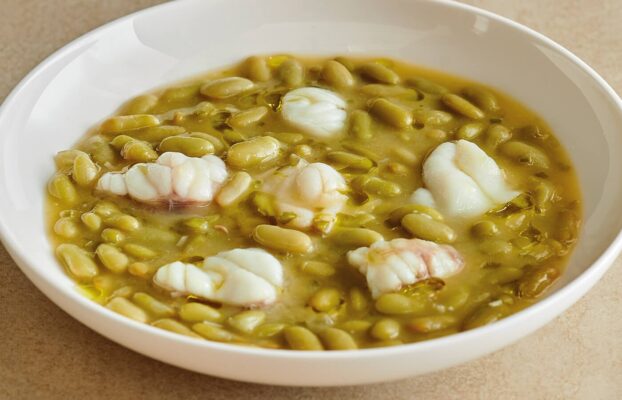 Verdinas con almejas