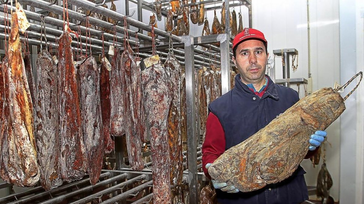 Cecinas Caballero Rojo