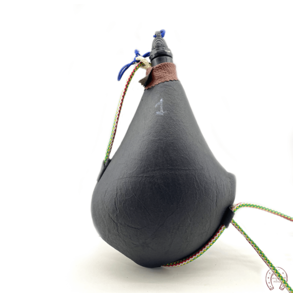 Bota de cuero de cabra natural de La Rioja