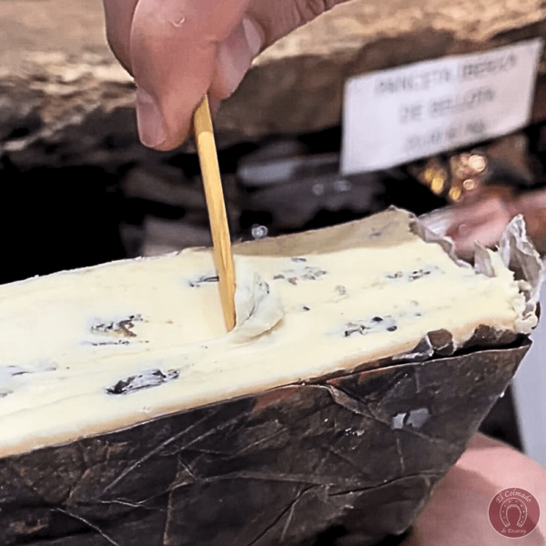 Queso torta suave azul La Aldeana